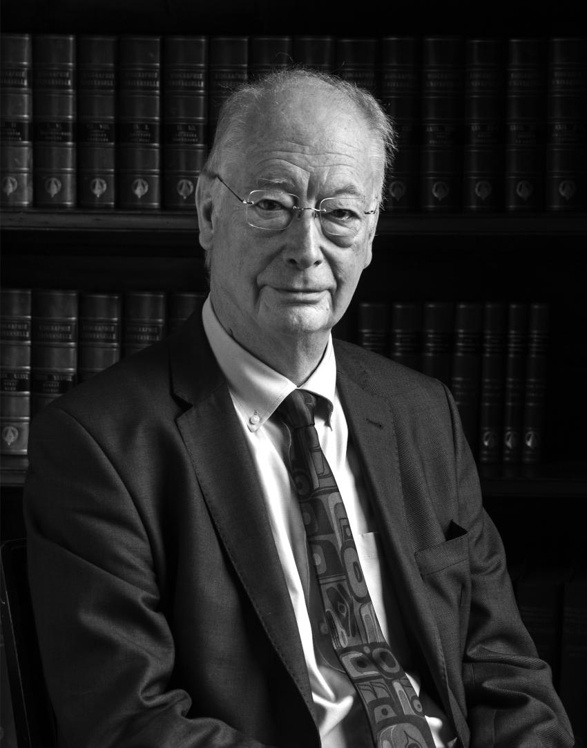 Professor Mike Cruise.
