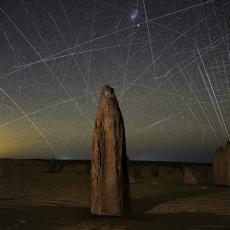 Image of the Australian desert showing the growing light pollution caused by artificial satellites.